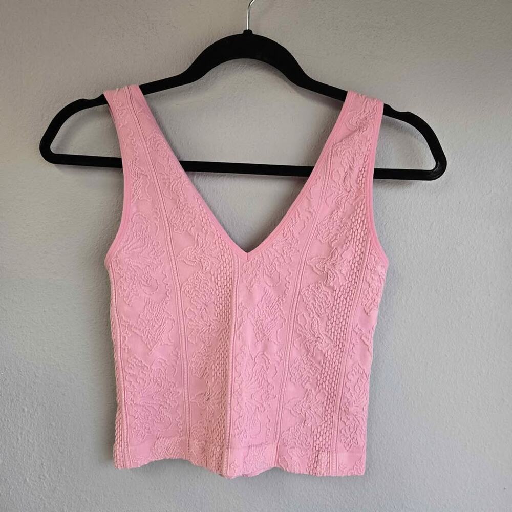​Out From Under Urban Outfitters Pink Floral Jacquard Seamless V-Neck Tank - XL